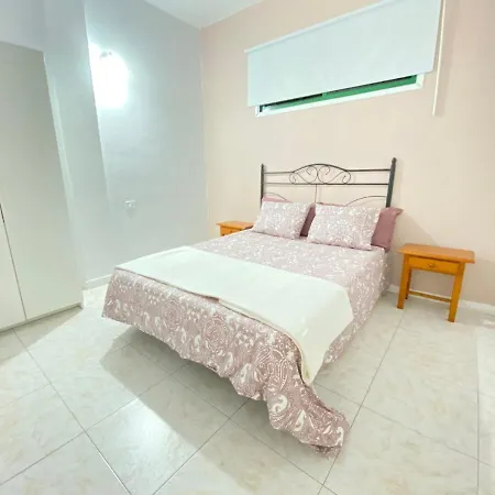 Mar Y Montana Lägenhet Buzanada